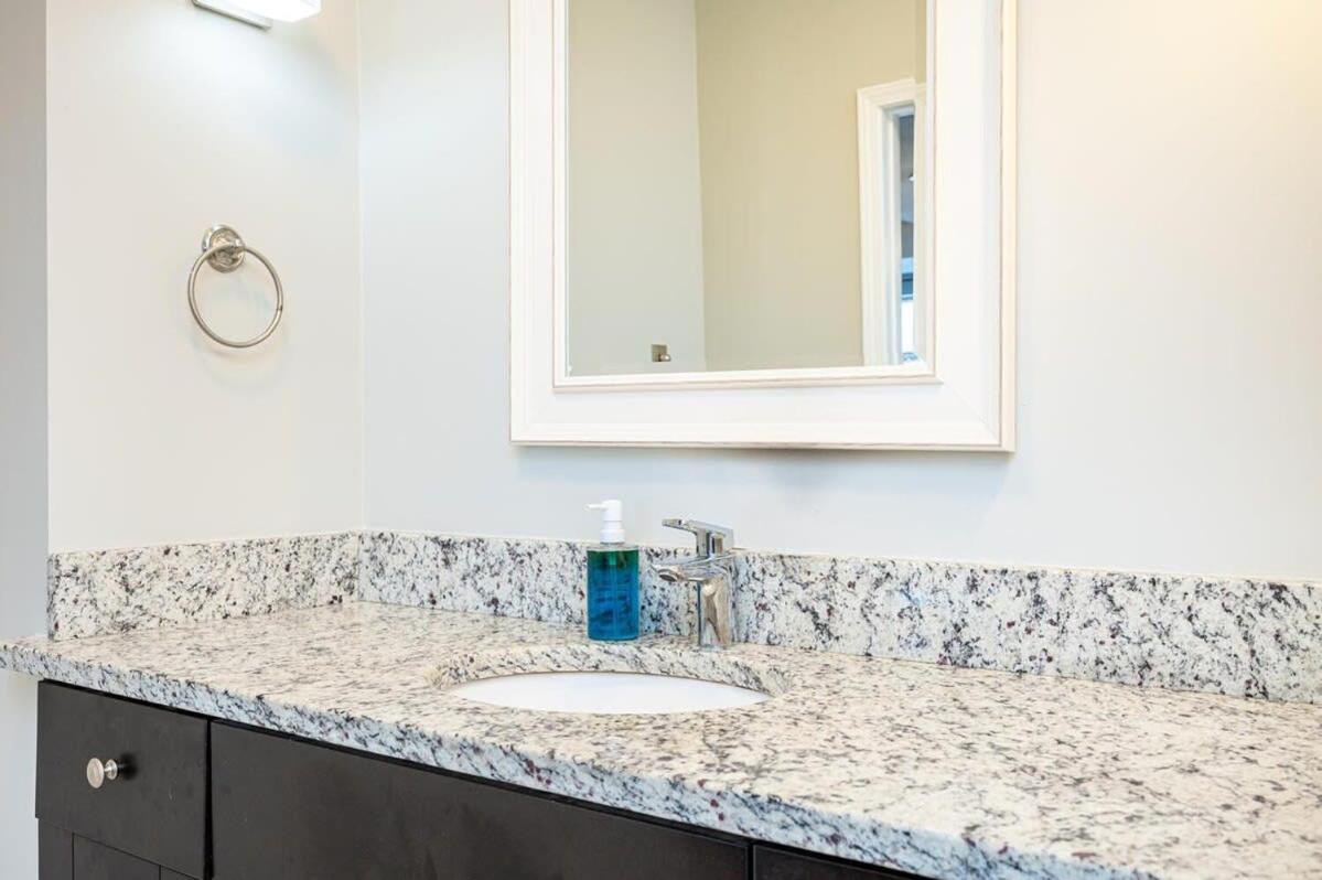 Апартаменти Downtown ! King Bed 24 Concierge! Onsite Parking Lm903 Атланта Екстер'єр фото