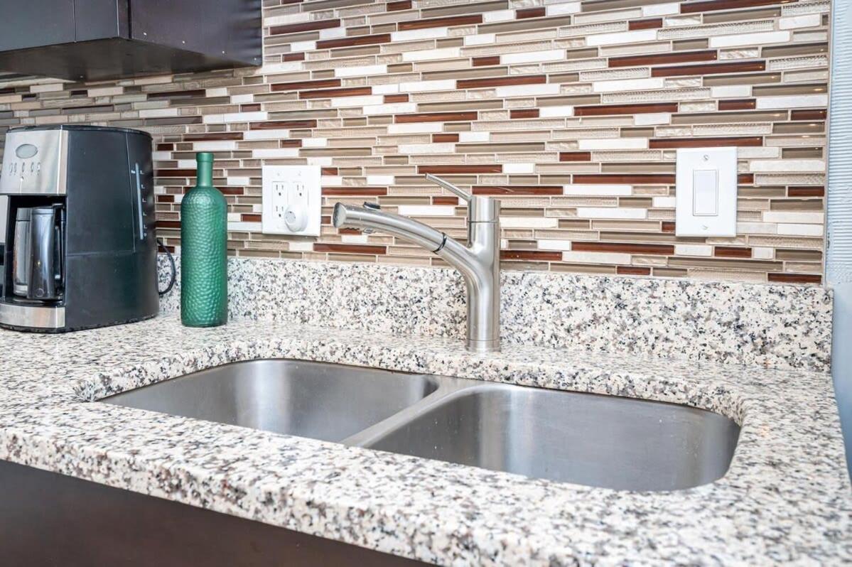 Апартаменти Downtown ! King Bed 24 Concierge! Onsite Parking Lm903 Атланта Екстер'єр фото