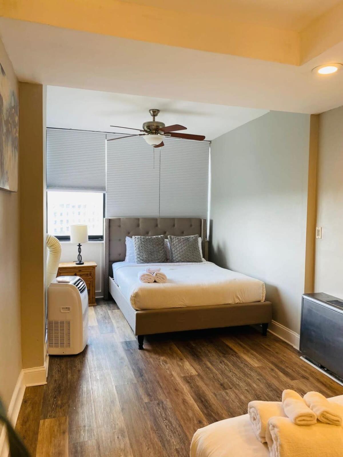 Апартаменти Downtown ! King Bed 24 Concierge! Onsite Parking Lm903 Атланта Екстер'єр фото